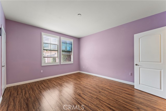 76 City Stroll, Irvine CA: https://media.crmls.org/medias/52493b29-fce2-4087-971f-677e348ae17c.jpg