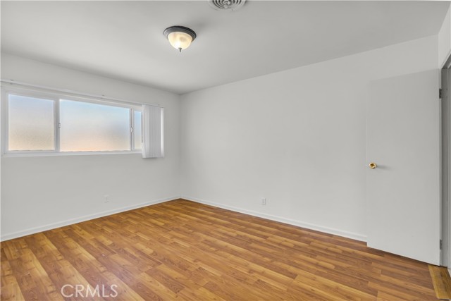 Detail Gallery Image 9 of 11 For 12921 Oxnard St #5,  Van Nuys,  CA 91401 - 2 Beds | 1/1 Baths