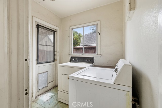 Detail Gallery Image 15 of 26 For 4720 Denny, Toluca Lake,  CA 91602 - 2 Beds | 1 Baths