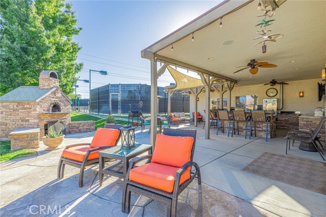Image 53 of 72 For 2534 Desert Rose Drive