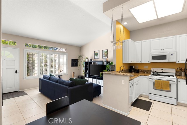 Front Image Thumbnail for CRPW25265179