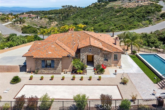 Detail Gallery Image 4 of 50 For 36505 Calle De Lobo, Murrieta,  CA 92562 - 4 Beds | 4/1 Baths