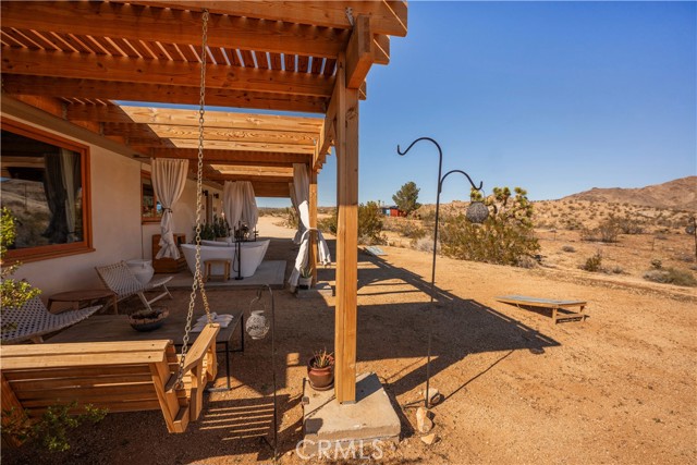 Detail Gallery Image 36 of 74 For 5517 Bartlett Mountain Rd, Joshua Tree,  CA 92252 - 2 Beds | 2 Baths