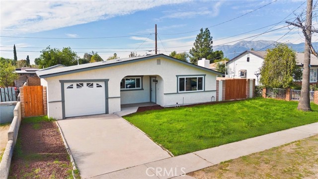 Detail Gallery Image 3 of 37 For 9352 Olive St, Fontana,  CA 92335 - 3 Beds | 2 Baths