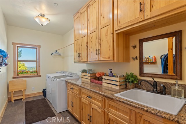 82 Patenaude Court, Oroville CA: https://media.crmls.org/medias/524eb8cb-a012-4d2a-813a-f6408715d0df.jpg