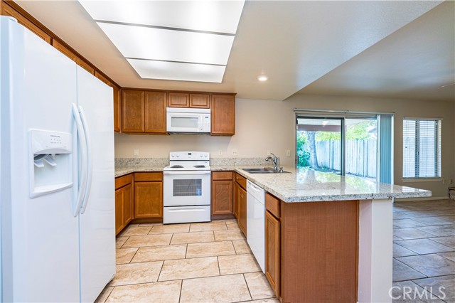 Detail Gallery Image 11 of 28 For 27879 Foxfire St, Menifee,  CA 92586 - 3 Beds | 2 Baths