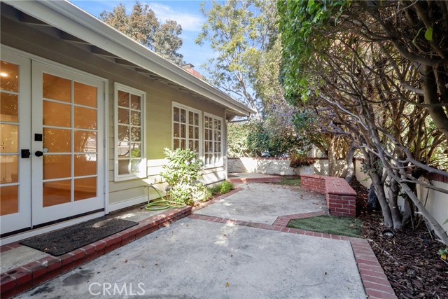 Detail Gallery Image 20 of 22 For 1 Malaga, Manhattan Beach,  CA 90266 - 2 Beds | 2 Baths