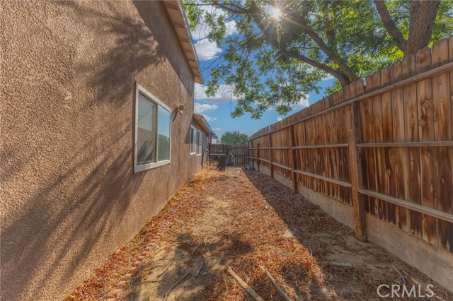 Detail Gallery Image 34 of 34 For 15814 Fresno St, Victorville,  CA 92395 - 4 Beds | 3 Baths