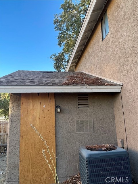 Detail Gallery Image 9 of 31 For 647 E Jenner St, Lancaster,  CA 93535 - 3 Beds | 2/1 Baths