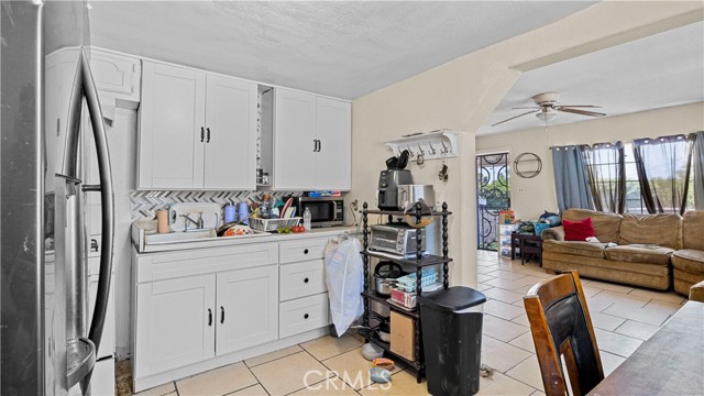 1178 Buelah Avenue, Los Angeles CA: https://media.crmls.org/medias/52525423-7b70-46a3-b172-4e211a8b7640.jpg