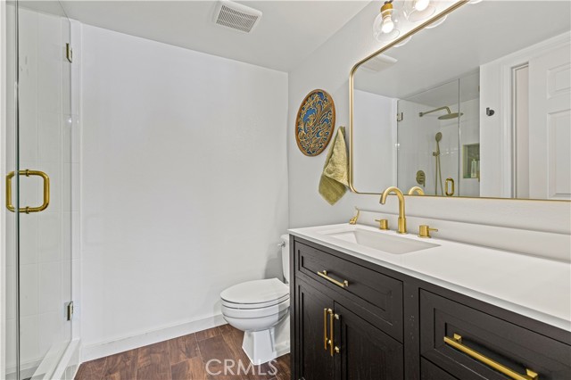 28777 Kathleen Avenue, Saugus CA: https://media.crmls.org/medias/5252de95-bd43-434d-8bd4-0ed4f2970c7e.jpg