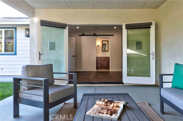 Detail Gallery Image 6 of 22 For 3340 Vickers Dr, Glendale,  CA 91208 - 3 Beds | 3 Baths