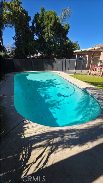 Detail Gallery Image 2 of 28 For 9909 Mona Lisa Ln, Bakersfield,  CA 93312 - 3 Beds | 2 Baths