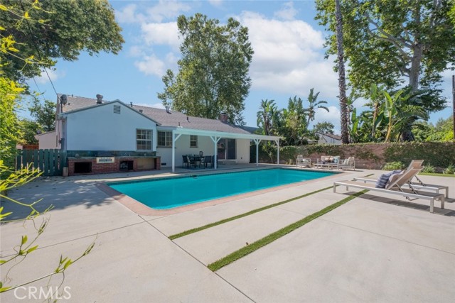 Detail Gallery Image 7 of 32 For 6535 Comanche Ave, Winnetka,  CA 91306 - 3 Beds | 2 Baths