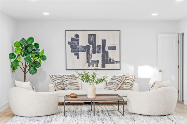 Detail Gallery Image 12 of 68 For 12361 Caravel, Cerritos,  CA 90703 - 5 Beds | 3 Baths