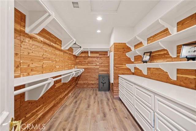 Detail Gallery Image 38 of 71 For 1161 N Coyote, Orange,  CA 92869 - 5 Beds | 5/1 Baths