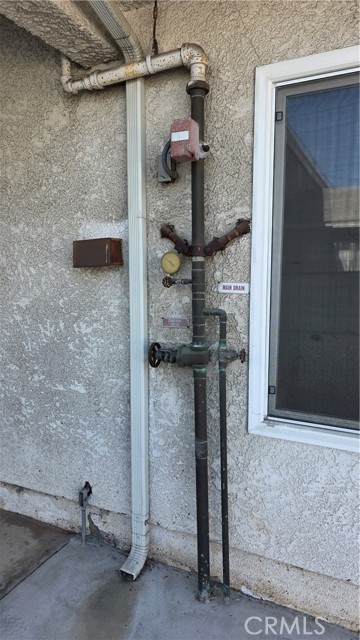 Detail Gallery Image 14 of 21 For 1040 W 165th Pl, Gardena,  CA 90247 - 12 Beds | 9 Baths