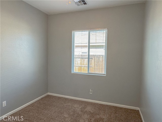 Detail Gallery Image 34 of 56 For 15527 Avanti Dr, Bakersfield,  CA 93314 - 4 Beds | 3/1 Baths