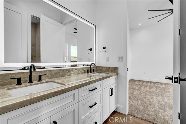 605 S Anderson Road, Exeter CA: https://media.crmls.org/medias/52571681-1417-4223-9642-86542e78e2b5.jpg