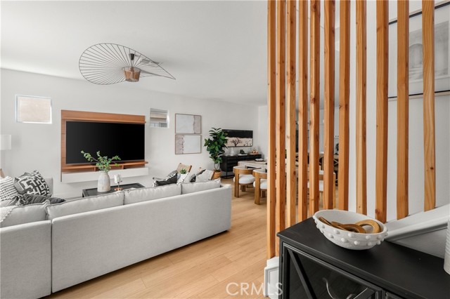 Detail Gallery Image 4 of 41 For 7217 Enclave Dr, Corona,  CA 92880 - 4 Beds | 2/1 Baths