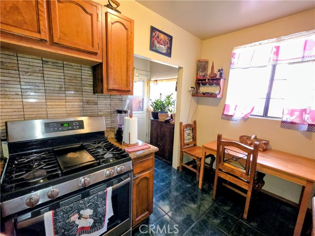 5323 Latham, Los Angeles CA: https://media.crmls.org/medias/5259f7b1-69d8-4496-8805-841c0eed38ee.jpg