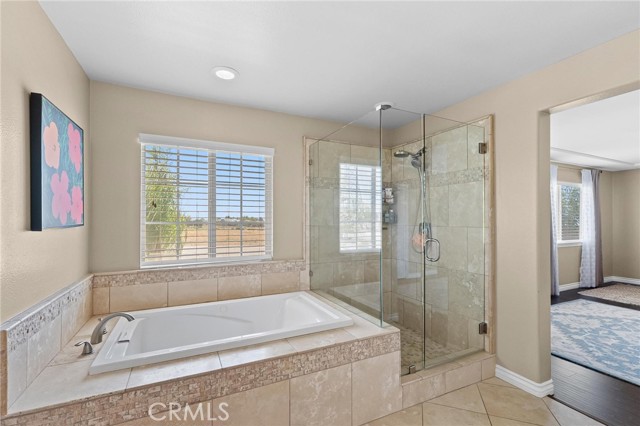 5381 Campania Way, Fontana CA: https://media.crmls.org/medias/525a2743-2ceb-471a-b4a1-4af2d14f07c4.jpg