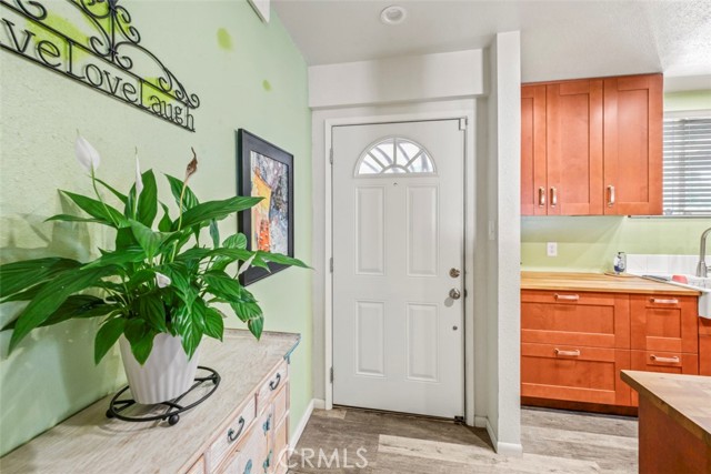 Detail Gallery Image 2 of 28 For 926 W G St, Ontario,  CA 91762 - 4 Beds | 2 Baths