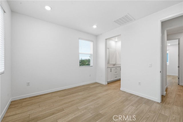 Detail Gallery Image 32 of 55 For 9335 via Azul, Pico Rivera,  CA 90660 - 3 Beds | 3 Baths