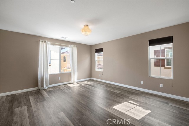 Detail Gallery Image 5 of 29 For 40282 Cape Charles Dr, Temecula,  CA 92591 - 5 Beds | 2/1 Baths