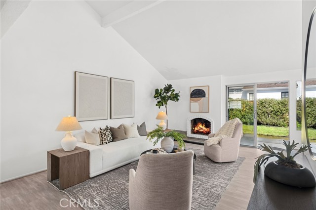 Detail Gallery Image 11 of 26 For 2030 Port Weybridge, Newport Beach,  CA 92660 - 3 Beds | 2 Baths