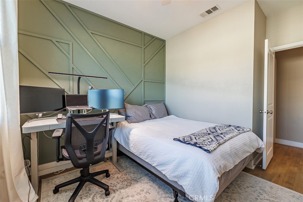 MLS #OC25269938 image #22