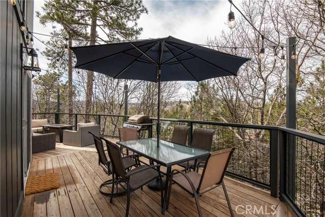 Detail Gallery Image 15 of 18 For 1275 Golden Rule Ln, Lake Arrowhead,  CA 92352 - 4 Beds | 2 Baths