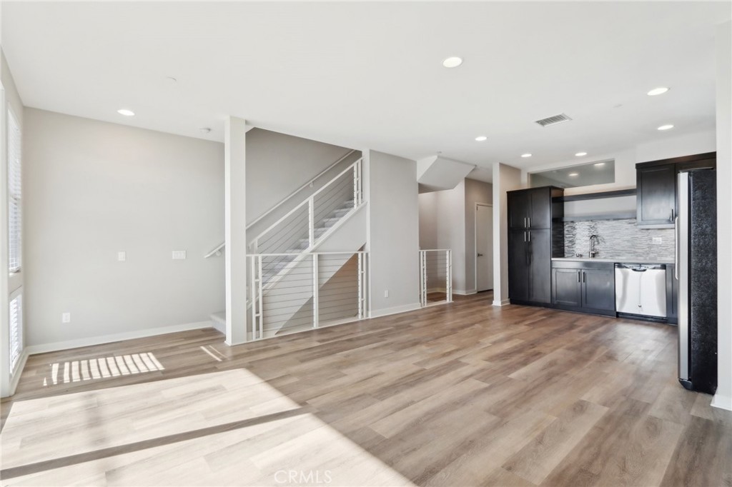 525d8890 3033 4e4e 9f30 A4e1bda3b691