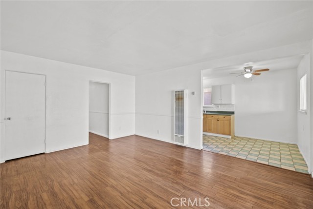 Detail Gallery Image 13 of 45 For 38953 Foxholm Dr, Palmdale,  CA 93551 - 4 Beds | 2 Baths