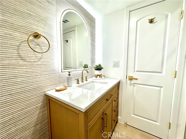 10335 Babbitt Avenue, Granada Hills CA: https://media.crmls.org/medias/525ee29a-c2cf-4eac-a25c-1855652c6fe6.jpg