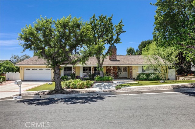 10417 Laramie Avenue, Chatsworth CA: https://media.crmls.org/medias/525f4522-a7ad-4189-964d-3ab6c7dfa0cd.jpg