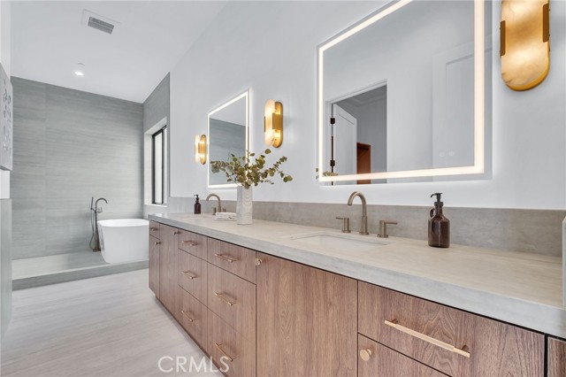 Primary Bathroom - Double Sinks