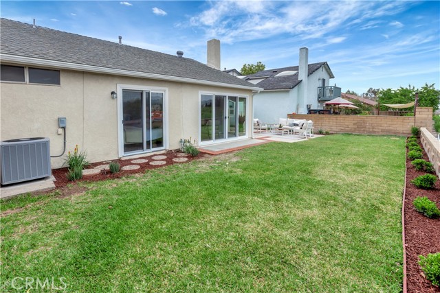 27781 Higuera, Mission Viejo CA: https://media.crmls.org/medias/525fef8d-735b-4c19-83b5-bf662cd77011.jpg