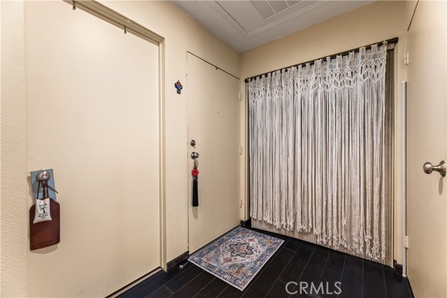 Detail Gallery Image 29 of 32 For 5217 Marina Pacifica Key #20,  Long Beach,  CA 90803 - 1 Beds | 1 Baths