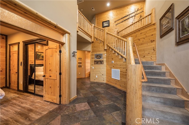 325 Stoney Creek Road, Big Bear Lake CA: https://media.crmls.org/medias/5260d3de-9d2b-44d6-a2cc-213ffec09879.jpg