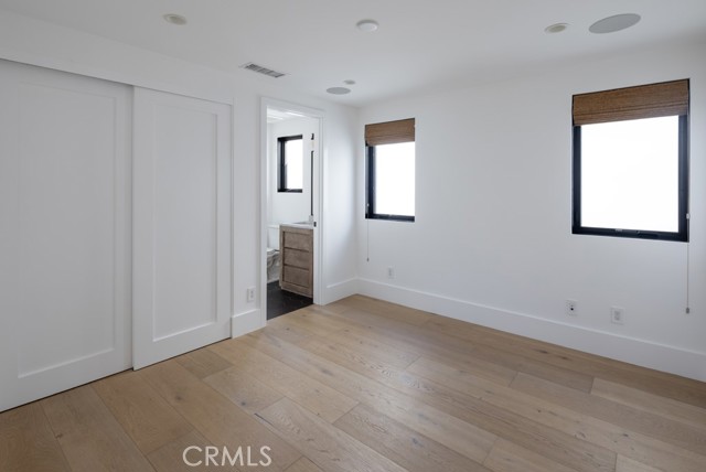 Detail Gallery Image 15 of 17 For 616 Acacia, Corona Del Mar,  CA 92625 - 3 Beds | 3/1 Baths