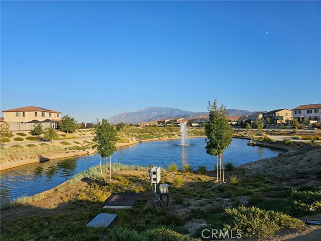 5921 Dragonfly Street, Banning CA: https://media.crmls.org/medias/5261c4d8-2afa-4eea-8679-cd89268fb937.jpg