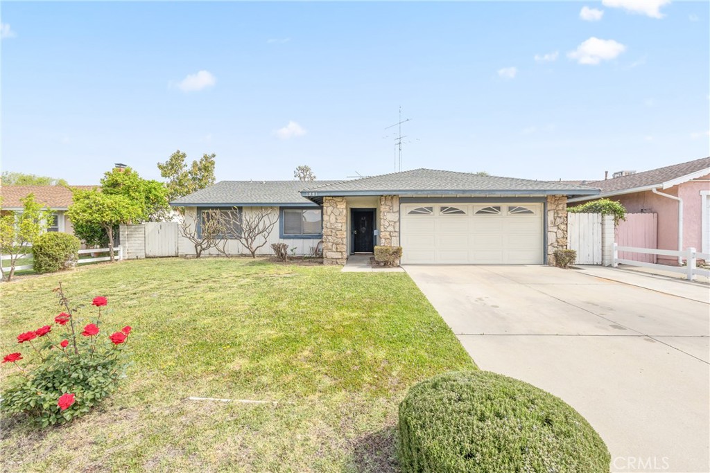 1581 Paseo Ave.