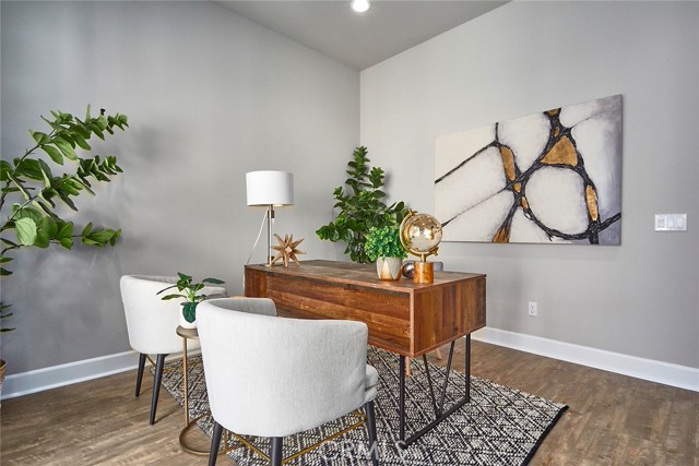 Detail Gallery Image 19 of 34 For 19372 Earth Summit, Apple Valley,  CA 92308 - 6 Beds | 4/1 Baths