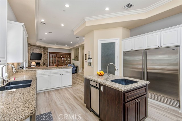 Detail Gallery Image 22 of 75 For 10501 Woodview Cir, Orange,  CA 92869 - 7 Beds | 6/1 Baths