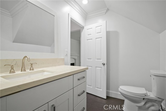 Detail Gallery Image 8 of 27 For 14822 Foxcroft Rd, Tustin,  CA 92780 - 3 Beds | 2/1 Baths