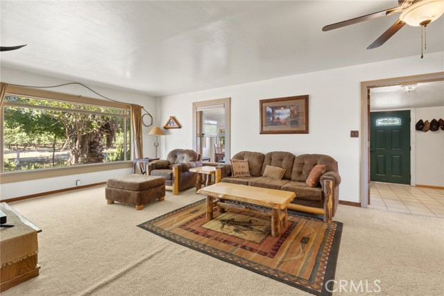 6197 County Road 4, Orland CA: https://media.crmls.org/medias/52645620-1c53-412a-898d-3b66389a8416.jpg