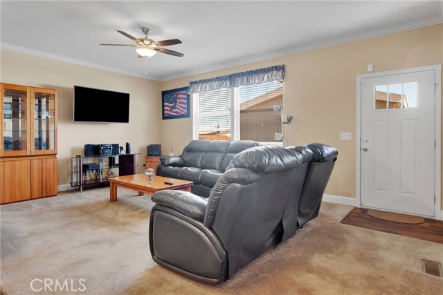 13393 Mariposa Road, Victorville CA: https://media.crmls.org/medias/526459d6-4380-46b0-b457-59406afa7d07.jpg