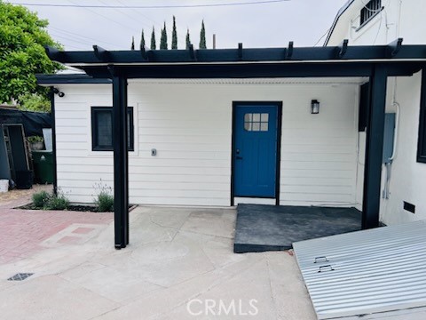 https://media.crmls.org/medias/526469cd-9719-4711-b701-afa27ac1d598.jpg?preset=X-Large