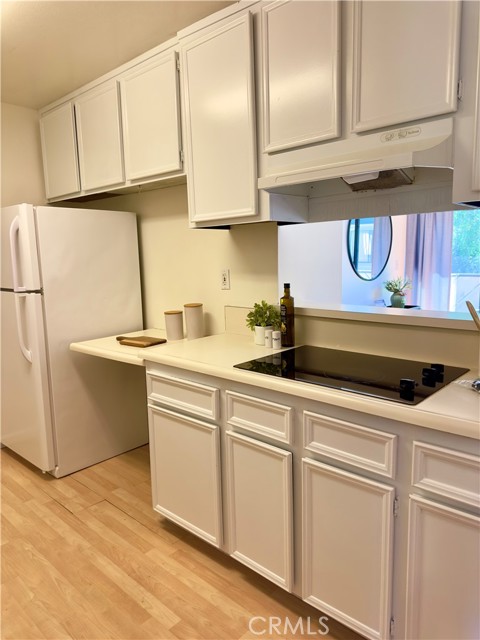 570 Peach Street, San Luis Obispo CA: https://media.crmls.org/medias/5264d730-64f9-4211-8b89-140a343c2f90.jpg